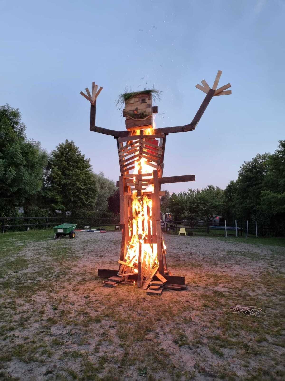 Brandende_man_voor_site_1.jpg